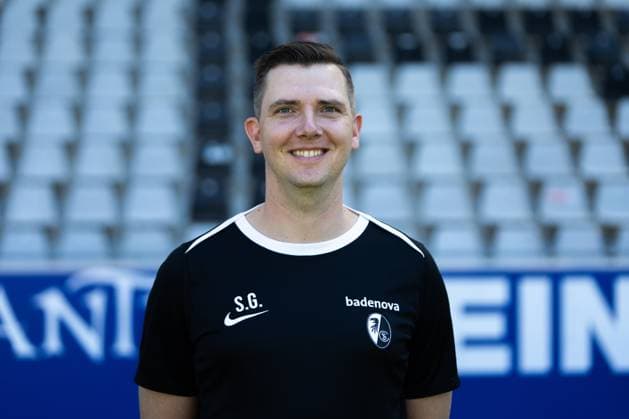 SC Freiburg Frauen, Media Day, 07.08.2025 Sebastian Grunert (SC Freiburg, Co-Trainer) SC Freiburg Frauen, Media Day, Dreisamstadion, 07.08.2025 DFB DFL REGULATIONS PROHIBIT ANY USE OF PHOTOGRAPHS AS IMAGE SEQUENCES AND OR QUASI-VIDEO. Copyright: xBEAUTIFULxSPORTS Boscox