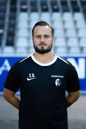 SC Freiburg Frauen, Media Day, 07.08.2025 Sandrino Braun-Schumacher (SC Freiburg, Verbindungstrainer) SC Freiburg Frauen, Media Day, Dreisamstadion, 07.08.2025 DFB DFL REGULATIONS PROHIBIT ANY USE OF PHOTOGRAPHS AS IMAGE SEQUENCES AND OR QUASI-VIDEO. Copyright: xBEAUTIFULxSPORTS Boscox