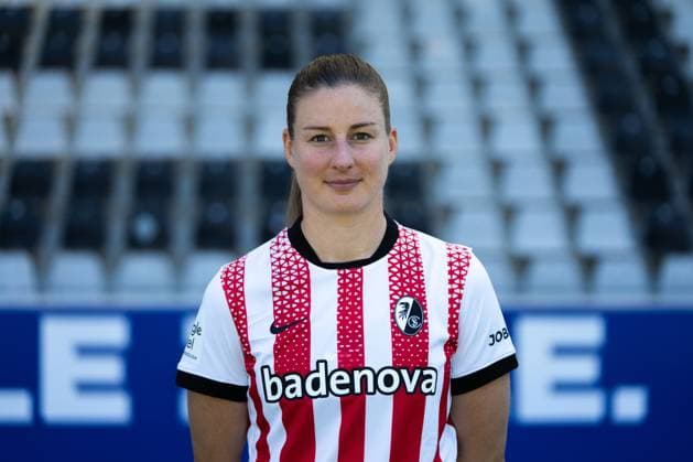 SC Freiburg Frauen, Media Day, 07.08.2025 Julia Stierli (SC Freiburg, 5) SC Freiburg Frauen, Media Day, Dreisamstadion, 07.08.2025 DFB DFL REGULATIONS PROHIBIT ANY USE OF PHOTOGRAPHS AS IMAGE SEQUENCES AND OR QUASI-VIDEO. Copyright: xBEAUTIFULxSPORTS Boscox