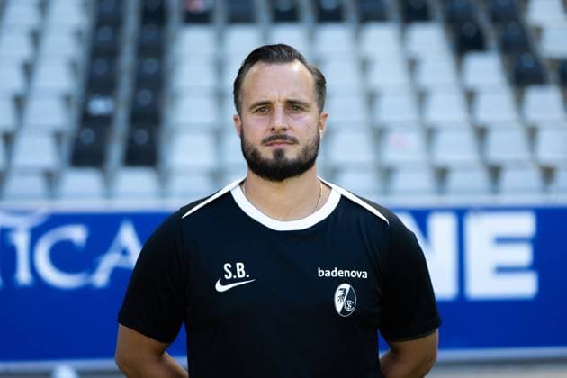 SC Freiburg Frauen, Media Day, 07.08.2025 Sandrino Braun-Schumacher (SC Freiburg, Verbindungstrainer) SC Freiburg Frauen, Media Day, Dreisamstadion, 07.08.2025 DFB DFL REGULATIONS PROHIBIT ANY USE OF PHOTOGRAPHS AS IMAGE SEQUENCES AND OR QUASI-VIDEO. Copyright: xBEAUTIFULxSPORTS Boscox