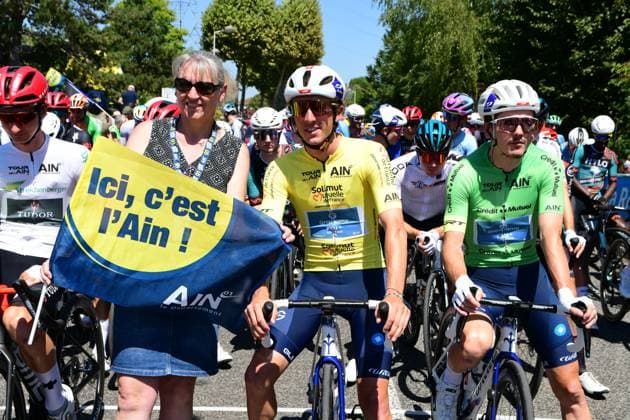 2025 Tour De L Ain Professional Cycling Race Robin Donze, in a white jersey, Tom Donnwirth, in a yellow jersey, and David Gaudu, in a green jersey, of the Groupama FDJ team participate in the Team Presentation of the 2025 Tour de l Ain UCI 2.1 professional cycling race. Stage 2 takes place between Saint Vulbas and Lelex Monts Jura in Saint Vulbas, France, on August 7, 2025. Saint Vulbas Ain France  Copyright: xRomainxDoucelinx originalFilename:doucelin-2025tour250807_npHyj.jpg
