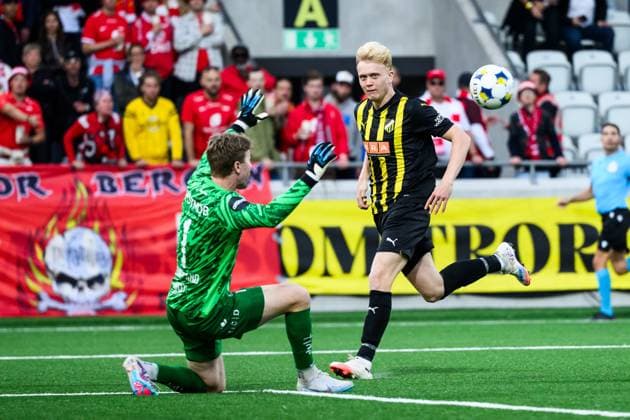 250807 Isak Brusberg of Häcken during the UEFA Champions League qualifier football match between Häcken and Brann on August 7, 2025 in Göteborg. Photo: Carl Sandin BILDBYRAN kod CS CS0748 fotboll football soccer fotball uefa europa league europa league häcken brann bbeng Copyright: CARLxSANDIN BB250807CS033