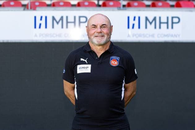 Bernhard Raab , Co-Trainer (FC Heidenheim) GER, FC Heidenheim 1846, Fussball, 1. Bundesliga, Portraettermin 2025 2026, 07.08.2025, DFB DFL regulations prohibit any use of photographs as image sequences GER, FC Heidenheim 1846, Fussball, 1. Bundesliga, Portraettermin 2025 2026, 07.08.2025 Heidenheim Copyright: xEibner-Pressefoto RogerxBuerkex EP_RBE