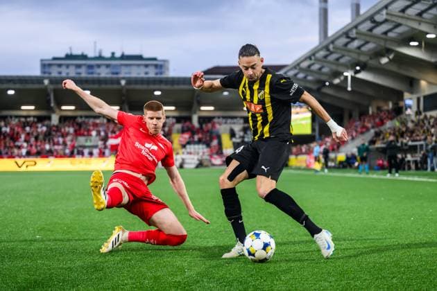 250807 Thore Pedersen of Brann and Amor Layouni of Häcken during the UEFA Champions League qualifier football match between Häcken and Brann on August 7, 2025 in Göteborg. Photo: Carl Sandin BILDBYRAN kod CS CS0748 fotboll football soccer fotball uefa europa league europa league häcken brann bbeng Copyright: CARLxSANDIN BB250807CS067
