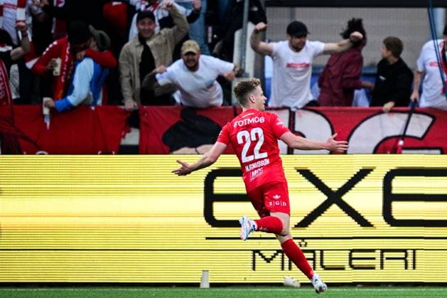 GÖTEBORG, SVERIGE 20250807 Branns Saevar Atli Magnusson gör 0-2 under torsdagens fotbollsmatch, tredje kvalomgangen till Europa League, mellan Sveriges BK Häcken och norska SK Brann, match 1 av 2 pa Bravida Arena i Göteborg, Sverige, 7 augusti 2025. GÖTEBORG SVERIGE x9200x