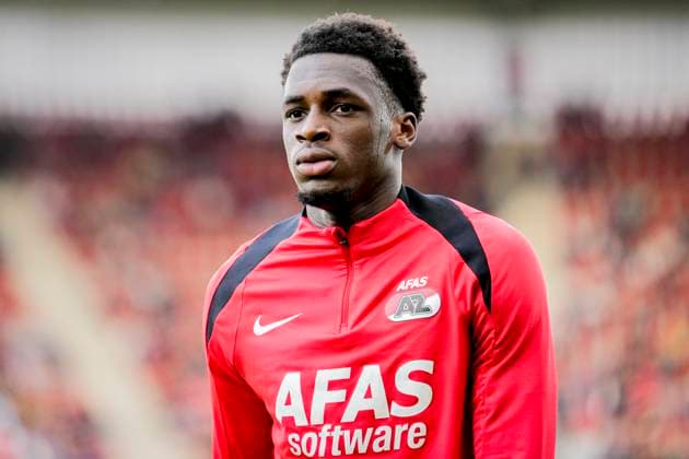 2025-08-07 AZ v FC Vaduz - UEFA Conference League 2025 26 Third Qualifying Round First Leg ALKMAAR, NETHERLANDS - AUGUST 7: Ernest Poku of AZ looks on prior to the UEFA Conference League 2025 26 Third Qualifying Round First Leg match between AZ and FC Vaduz at AFAS Stadion on August 7, 2025 in Alkmaar, Netherlands. Alkmaar AFAS Stadion Netherlands Content not available for redistribution in The Netherlands directly or indirectly through any third parties. Copyright: xEdxvanxdexPolx