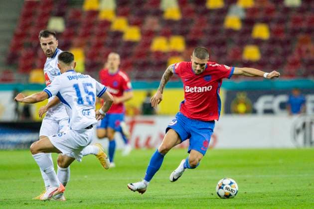 August 07, 2025, UEFA EUROPA LEAGUE, Third qualifying round 1st leg, FCSV (ROU) vs Drita (KOS), Bucharest, National Arena Stadium 9 Daniel Birligea dribbles the opponent in speed
