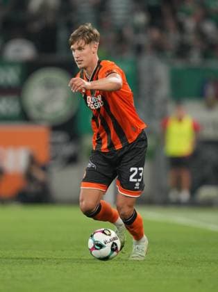 Krisztian Keresztes of Dundee United on the ball Rapid Vienna v Dundee United, UEFA Conference League, 3rd Qualifying Round, First Leg, Football, Allianz Stadion, Austria - 07 Aug 2025Vienna Allianz Stadion Austria EDITORIAL USE ONLY No use with unauthorised audio, video, data, fixture lists, club league logos or live services. Online in-match use limited to 120 images, no video emulation. No use in betting, games or single club league player publications.  Copyright: xChristianxHofer Shutterstockx 15430390ar