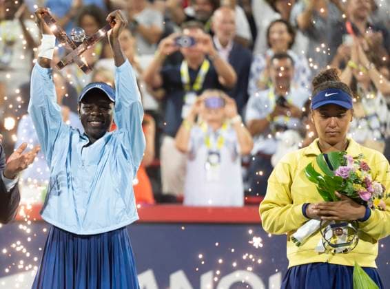 August 7, 2025, Montreal, Pq, Canada: Victoria Mboko of Canada, left, lifts the trophy following her win over Naomi Osaka of Japan after finals tennis action at the National Bank Open in Montreal, Thursday, Aug. 7, 2025. Canada News - August 7, 2025 - ZUMAc35_ 20250807_zaf_c35_182 Copyright: xChristinnexMuschix