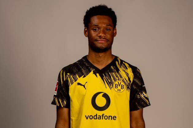 Borussia Dortmund; 1. BL, Porträttermin 2025 2026 Borussia Dortmund; 1. BL, Porträttermin 2025 2026 Julien Duranville; Borussia Dortmund; 1. BL, Porträttermin 2025 2026 Foto: Borussia Dortmund Hendrik Deckers via Revierfoto Dortmund Trainingsgelände Hohenbuschei Nordrhein-Westfalen Deutschland