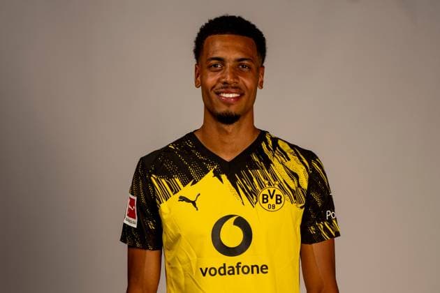 Borussia Dortmund; 1. BL, Porträttermin 2025 2026 Borussia Dortmund; 1. BL, Porträttermin 2025 2026 Felix Nmecha; Borussia Dortmund; 1. BL, Porträttermin 2025 2026 Foto: Borussia Dortmund Hendrik Deckers via Revierfoto Dortmund Trainingsgelände Hohenbuschei Nordrhein-Westfalen Deutschland *** Borussia Dortmund 1 BL, portrait date 2025 2026 Borussia Dortmund 1 BL, portrait date 2025 2026 Felix Nmecha Borussia Dortmund 1 BL, portrait date 2025 2026 Photo Borussia Dortmund Hendrik Deckers via Revierfoto Dortmund Training ground Hohenbuschei North Rhine-Westphalia Germany Poolfoto Borussia Dortmund Hendrik Deck ,EDITORIAL USE ONLY