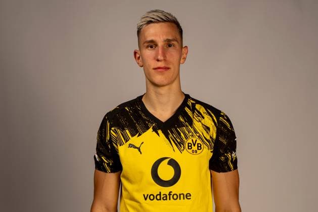Borussia Dortmund; 1. BL, Porträttermin 2025 2026 Borussia Dortmund; 1. BL, Porträttermin 2025 2026 Nico Schlotterbeck; Borussia Dortmund; 1. BL, Porträttermin 2025 2026 Foto: Borussia Dortmund Hendrik Deckers via Revierfoto Dortmund Trainingsgelände Hohenbuschei Nordrhein-Westfalen Deutschland