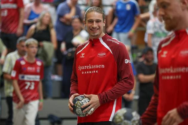 08.08.2025, xgox, Handball - Heide-Cup, TSV Hannover Burgdorf - Aalborg Handbold emspor, v.l. Juri Knorr (Aalborg, 21) Schneverdingen