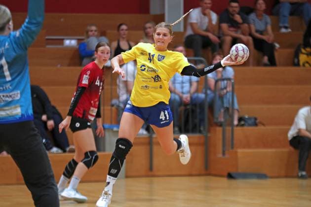 Handball-Testspiel: HC Leipzig vs. FHC Frankfurt Oder, 08.08.25 Wiebke Meyer (41, HC Leipzig) wirft. Handball, 2. Bundesliga Frauen, HBF, Saison 2025 2026, Testspiel: HC Leipzig vs. FHC Frankfurt Oder am 08.08.25 in der Sporthalle Brüderstraße Leipzig. Copyright: xBEAUTIFULxSPORTS JanxKaeferx