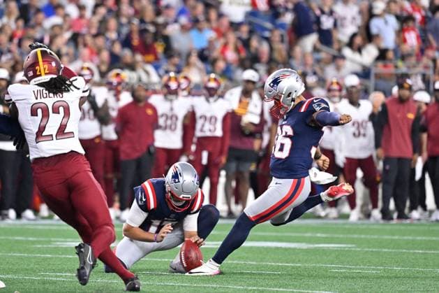 Aug 8, 2025; Foxborough, MA, USA; New England Patriots place kicker Andy Borregales (36) kicks the ball against the Washington Commanders during the first half at Gillette Stadium. CSM Foxborough USA - ZUMAc04_ 20250808_faf_c04_025 Copyright: xEricxCanhax