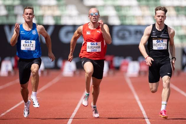 Deutsche Leichtathletik-Meisterschaften 2025 100 Meter-Lauf innerhalb des Zehnkampfes. Von links: Martin Kratz (TV Gelnhausen), Jonas Burgmann (LC Paderborn) und Paul Richstein (TSV Gräfelfing). Deutsche Leichtathletik-Meisterschaften 2025 vom 31. Juli bis 3. August 2025 in Dresden. Zehnkampf der Maenner und Siebenkampf der Frauen., Dresden Hessen Deutschland Heinz-Steyer-Stadion *** German Athletics Championships 2025 100 meter run within the decathlon From left Martin Kratz TV Gelnhausen , Jonas Burgmann LC Paderborn and Paul Richstein TSV Gräfelfing German Athletics Championships 2025 from 31 July to 3 August 2025 in Dresden Mens decathlon and womens heptathlon , Dresden Hessen Germany Heinz Steyer Stadium