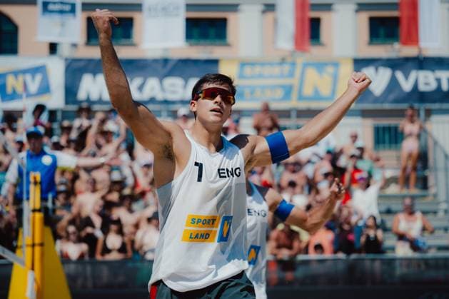 Beach volleyball, Beachvolleyball - Baden Challenge BADEN,AUSTRIA,09.AUG.25 - BEACH VOLLEYBALL - FIVB World Tour - Baden Challenge. Image shows the rejoicing of Javier Bello (ENG).  GEPAxpictures xAlexanderxSolc