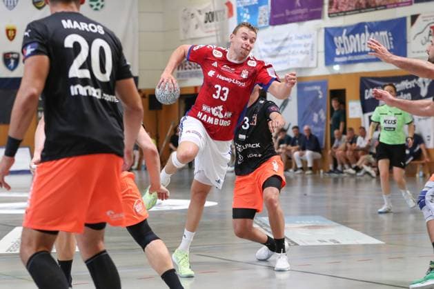 09.08.2025, xgox, Handball - Heide-Cup, Handball Verein Hamburg - Kadetten Schaffhausenemspor, v.l. Moritz Sauter (Hamburg, 33) t Schneverdingen
