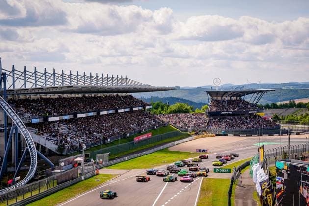 DTM, 9. + 10. Rennen Nürburgring 2025 - 14 Ferrari 296 GT3, EMIL FREY RACING: Jack Aitken; 69 Ferrari 296 GT3, EMIL FREY RACING: Thierry Vermeulen; 10 Ferrari 296 GT3, EMIL FREY RACING: Ben Green Copyright: xGruppexCxPhotographyx