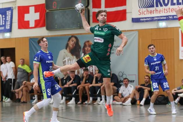 09.08.2025, xgox,Handball - Heide-Cup VfL Gummersbach - TSV Hannover-Burgdorf emspor, v.l. Thomas Alfred Solstad (Hannover, 44) wirft Tor, Torschuetze, erzielt Tor, Treffer, scores the goal Schneverdingen