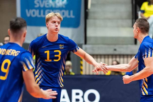 250809 Axel Enlund of Sweden celebrates during Eurovolley Qualifier match between Sweden and Spain on August 9, 2025 in Habo. Photo: Robert Boman BILDBYRAN kod XZ XZ0216 volleyboll volleyball landslaget sverige spanien national team, Nationalteam bbeng em-kval em kval herrlandslaget jubel Copyright: ROBERTxBOMAN BB250809BB575