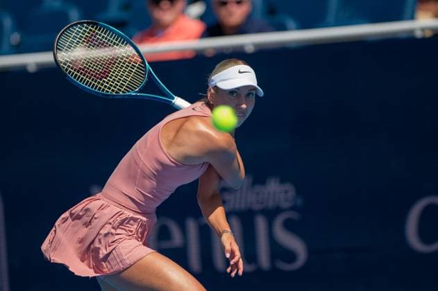 Cincinnati Open Round 2: Iga Swiatek V Anastasia Potapova Anastasia Potapova is seen during the second round match between Iga Swiatek and Anastasia Potapova at the Cincinnati Open in Mason, Ohio, on August 9, 2025. Mason Ohio United States  Copyright: xJasonxWhitmanx originalFilename:whitman-cincinna250809_np9Sb.jpg