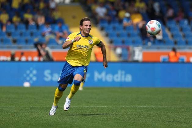Braunschweig vs. Fürth, 2. BL Braunschweig, 09.08.2025, FUßBALL - Eintracht Braunschweig vs. SpVgg Greuther Fürth, 2. BL, Saison 2025 26. Lino Tempelmann (Eintracht Braunschweig) Braunschweig
