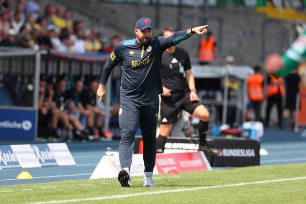 Braunschweig vs. Fürth, 2. BL Braunschweig, 09.08.2025, FUßBALL - Eintracht Braunschweig vs. SpVgg Greuther Fürth, 2. BL, Saison 2025 26. Cheftrainer Heiner Backhaus (Eintracht Braunschweig) Braunschweig