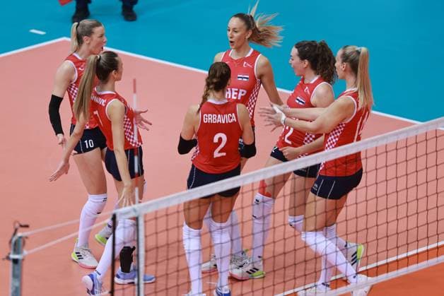Croatia v Kosovo: CEV EuroVolley 2026 Qualifiers Luna Becic, Mirta Freund, Josipa Markovic and Martina Samadan of Croatia celebrate a point during the CEV EuroVolley 2026 Qualification Phase group G Leg 4 match between Croatia and Kosovo at Gradski vrt Hall in Osijek, Croatia, on August 9, 2025.  DavorxJavorovic PIXSELL