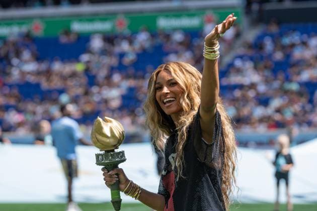 August 9, 2025, Bronx, New York, USA: Ciara performs as torch lighter before regular season NWSL match Between Washington Spirit and Gotham FC at Sports Illustrated Stadium in Harrison, NJ on August 9, 2025. Game ended in goalless draw. Bronx USA - ZUMAr339 20250809_znp_r339_045 Copyright: xLevxRadinx