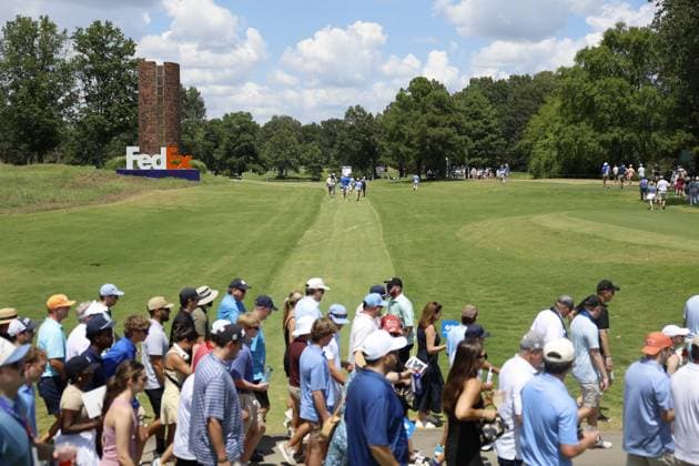 MEMPHIS, TN - AUGUST 09: Fans cross the No. 9 fairway during the third round of the FedEx St. Jude Championship, August 9, 2025, at TPC Southward in Memphis, Tennessee. (Photo by Matthew Maxey Icon Sportswire) GOLF: AUG 09 PGA, Golf Herren FedEx Cup Playoffs - FedEx St. Jude Championship EDITORIAL USE ONLY Icon250809035
