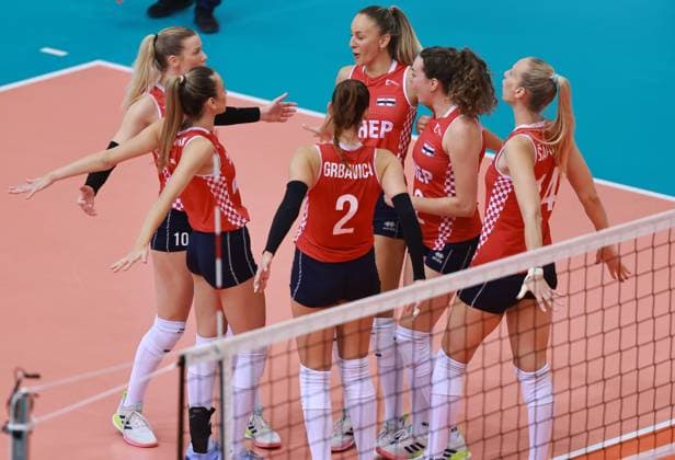 (250810) -- OSIJEK, Aug. 10, 2025 -- Players of Croatia celebrate scoring during the CEV EuroVolley 2026 Qualification Phase group G Leg 4 match between Croatia and Kosovo in Osijek, Croatia, on Aug. 9, 2025. (Photo by PIXSELL via Xinhua) (SP)CROATIA-OSIJEK-VOLLEYBALL-CEV EUROVOLLEY 2026-QUALIFICATION-CRO VS KOS DavorxJavorovic 