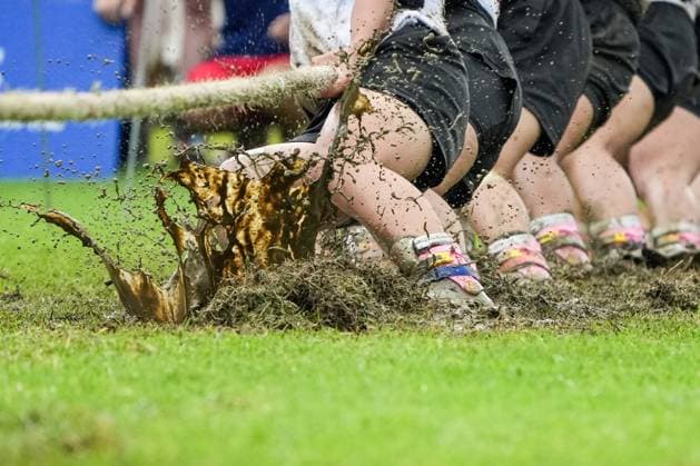 Sport Bilder des Tages (250810) -- CHENGDU, Aug. 10, 2025 -- Team Chinese Taipei compete during the Women s Outdoor 500kg Gold Medal Match between Chinese Taipei and Switzerland of Tug of War event at The World Games 2025 in Chengdu, southwest China s Sichuan Province, Aug. 10, 2025. ) (SP)CHINA-CHENGDU-THE WORLD GAMES 2025-TUG OF WAR-WOMEN S OUTDOOR 500KG (CN) LixBo 
