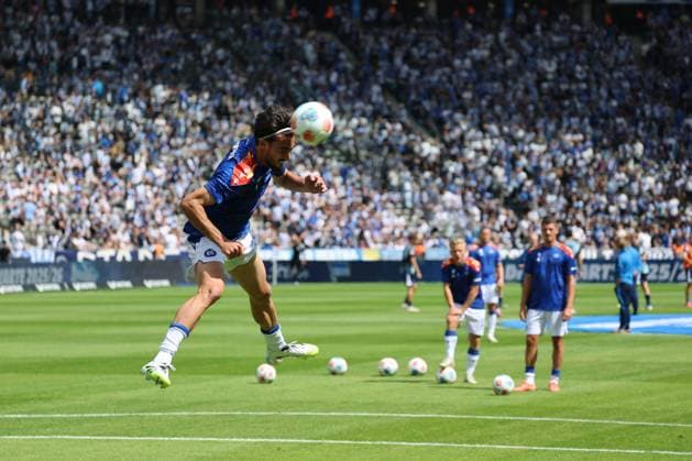 2. Fußball Bundesliga, Hertha BSC - Karlsruher SC Roko äimi? (Karlsruher SC 9), während der Begegnung in der 2. Fußball Bundesliga, Hertha BSC - Karlsruher SC in Berlin, Olympiastadion, am 10.08.2025. DFB regulations prohibit any use of photographs as image sequences and or quasi video.