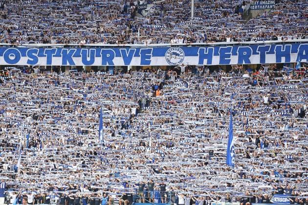 Berlin, Deutschland, 10.08.2025: Olympiastadion: 2. Spieltag, Saison 2025 26, 2. Fußball-Bundesliga: Hertha BSC - Karlsruher SC: Fans von Hertha BSC *** Berlin, Germany, 10 08 2025 Olympiastadion 2 Matchday, Season 2025 26, 2 Soccer Bundesliga Hertha BSC Karlsruher SC Fans of Hertha BSC Copyright: xdtsxNachrichtenagenturx dts_77740