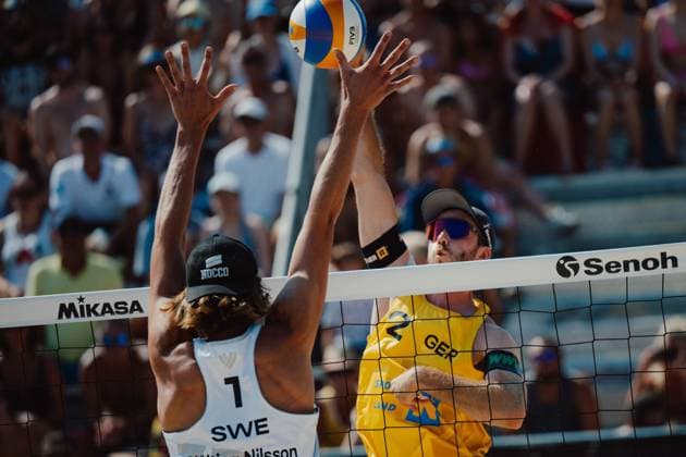 Beach volleyball, Beachvolleyball - Baden Challenge BADEN,AUSTRIA,10.AUG.25 - BEACH VOLLEYBALL - FIVB World Tour - Baden Challenge. Image shows Jacob Hoelting Nilsson (SWE) and Clemens Wickler (GER).  GEPAxpictures xAlexanderxSolc