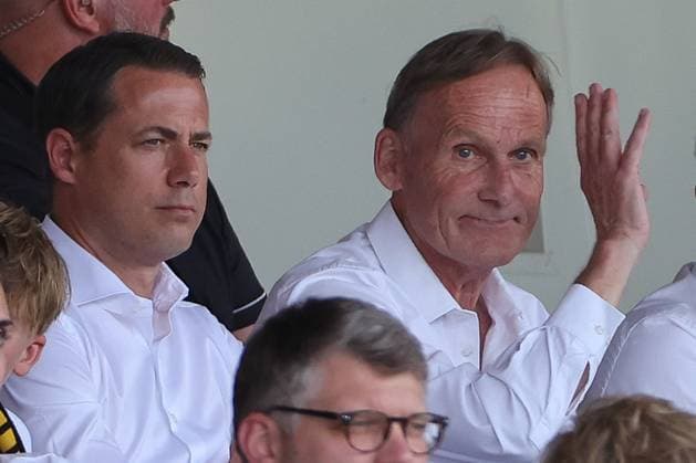 Testspiel - Borussia Dortmund - Juventus Turin am 10.08.2025 im Signal Iduna Park in Dortmund Lars Ricken (Dortmund) und Hans Joachim Aki Watzke (Dortmund)