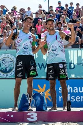 RECORD DATE NOT STATED Rock The Beach Tour Borkum, 10.08.2025 Valentin Schneckenburger, Kim Huber; Rock The Beach Tour Borkum am 10.08.2025 Copyright: xBEAUTIFULxSPORTS PeterxWeberx