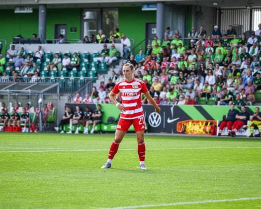 Fußball I Frauen I Saison 2025-2026 I Testspiel I VfL Wolfsburg - 1. FC Union Berlin I 10.08.2025 Anna Weiß (21, 1. FC Union Berlin) Freisteller, Nahaufnahme, Porträt, Portrait, Einzelfoto, Einzelbild, Körper Wolfsburg AOK Stadion Niedersachsen Deutschland Copyright: xLobeca InesxHähnelx