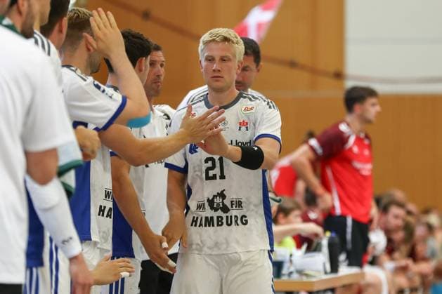 10.08.2025, xgox, Handball - Heide-Cup - Finale, Handball Verein Hamburg - Aalborg Handbold emspor, v.l. Ferderik Bo Andersen (Hamburg, 21) Jubel, Torjubel, jubelt ueber das Tor, celebrate the goal, celebration Schneverdingen
