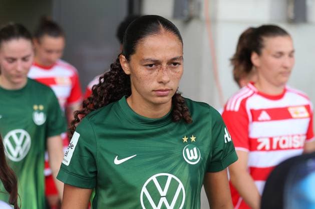 VfL- Union Berlin, Frauen Wolfsburg, 10.08.2025, FUßBALL - VfL Wolfsburg vs. Union Berlin, Testspiel, Saison 2025 26. Kessya Bussy (VfL Wolfsburg) Wolfsburg