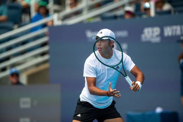 Cincinnati Open: Andrey Rublev V Learner Tien Learner Tien is seen during his second-round match at the Cincinnati Open in Mason, Ohio, on August 10, 2025. Mason Ohio United States  Copyright: xJasonxWhitmanx originalFilename:whitman-cincinna250810_npyDD.jpg