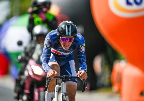 82nd Tour De Pologne 2025 - Stage 7 WIELICZKA, POLAND AUGUST 10: Patryk Stosz of Poland, riding for Polish national team, Nationalteam races through the final kilometer of Stage 7, a 12.5 km individual time trial from Wieliczka to Wieliczka, during the 82nd Tour de Pologne, in Wieliczka, Lesser Poland Voivodeship, Poland, on August 10, 2025. Wieliczka Poland Copyright: xArturxWidakx originalFilename:widak-82ndtour250810_npemw.jpg