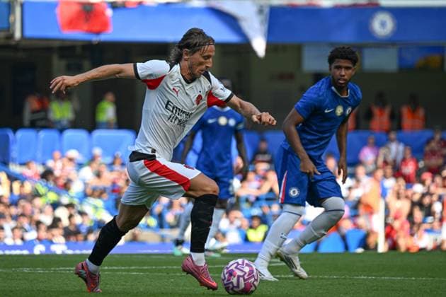 Chelsea v Milan - Friendlies LONDON, ENGLAND - AUGUST 10: Luka Modric of Milan in action during the pre-season friendly match between Chelsea and Milan at Stamford Bridge on August 10, 2025, in London, England. Rasid Necati Aslim Anadolu London United Kingdom. Editorial use only. Please get in touch for any other usage.  Copyright: x2025xAnadoluxRaÅüidxNecatixAslÄ±mx