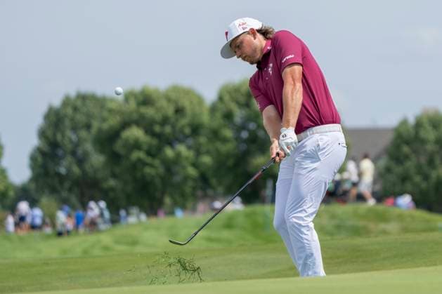 BOLINGBROOK, IL - AUGUST 10: Cameron Smith hits the ball from the second fairway during the final round of LIV Golf Chicago on Sunday, August 10, 2025 at Bolingbrook Golf Club in Bolingbrook, IL (Photo by Ben Hsu Icon Sportswire) GOLF: AUG 10 LIV Golf Chicago EDITORIAL USE ONLY Icon224250810092