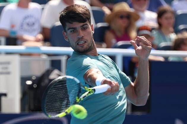 August 10, 2025, Mason, Ohio, United States: CARLOS ALCARAZ of Spain during the match against D. Dzumhur of Bosnia and Herzegovina in the second round of the Cincinnati Open at the Lindner Family Tennis Center. Mason, Ohio. Alcaraz won 6:1, 2:6, 6:3. Mason United States - ZUMAc278 20250810_zsp_c278_016 Copyright: xMarcinxCholewinskix