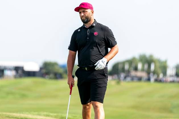 BOLINGBROOK, IL - AUGUST 10: Jon Rahm reads the green during the final round of LIV Golf Chicago on Sunday, August 10, 2025 at Bolingbrook Golf Club in Bolingbrook, IL (Photo by Ben Hsu Icon Sportswire) GOLF: AUG 10 LIV Golf Chicago EDITORIAL USE ONLY Icon224250810021