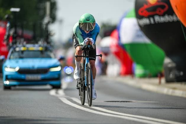 82nd Tour De Pologne 2025 - Stage 7 WIELICZKA, POLAND AUGUST 10: Stan Dewulf of Belgium, riding for Decathlon AG2R La Mondiale Team, races through the final kilometer of Stage 7, a 12.5 km individual time trial from Wieliczka to Wieliczka, during the 82nd Tour de Pologne, in Wieliczka, Lesser Poland Voivodeship, Poland, on August 10, 2025. Wieliczka Poland Copyright: xArturxWidakx originalFilename:widak-82ndtour250810_npRPN.jpg