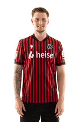 Josh Knight (Hannover 96), 2. BL GER, Hannover 96 Porträttermin 2025 2026 Fußball, GER Fussball 2. BL Bundesliga 2025 2026 Porträttermin Hannover96