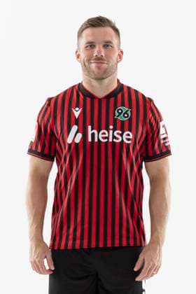 Benjamin Källman (Hannover 96), 2. BL GER, Hannover 96 Porträttermin 2025 2026 Fußball, GER Fussball 2. BL Bundesliga 2025 2026 Porträttermin Hannover96